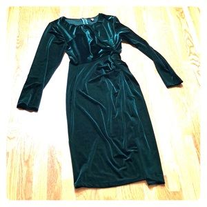 🛑🛑❌❌SOLD velvet midi dress